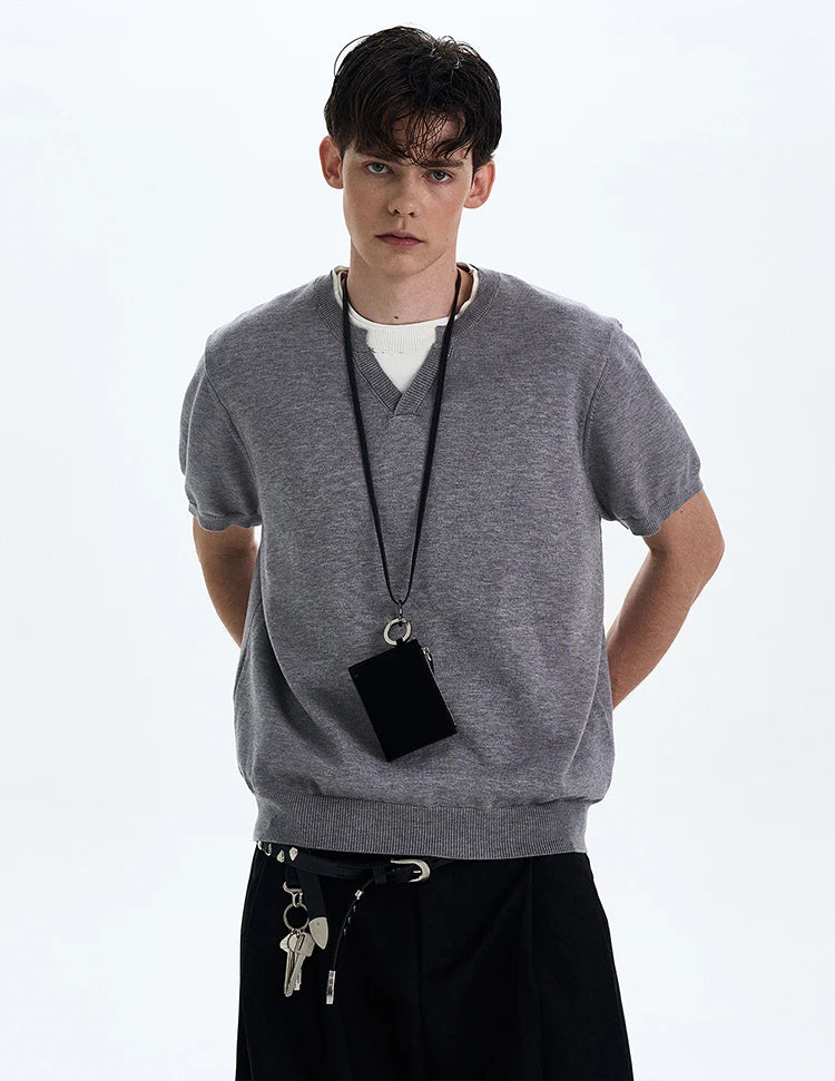 THE V-STITCH SHORT SLEEVE SWEATSHIRT