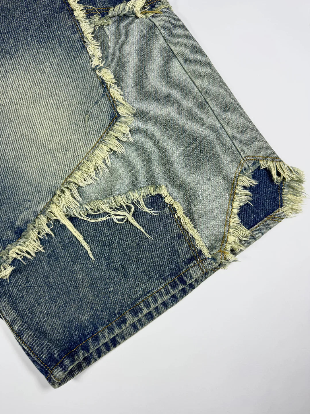 FRACTURE DISTRESSED DENIM JORTS