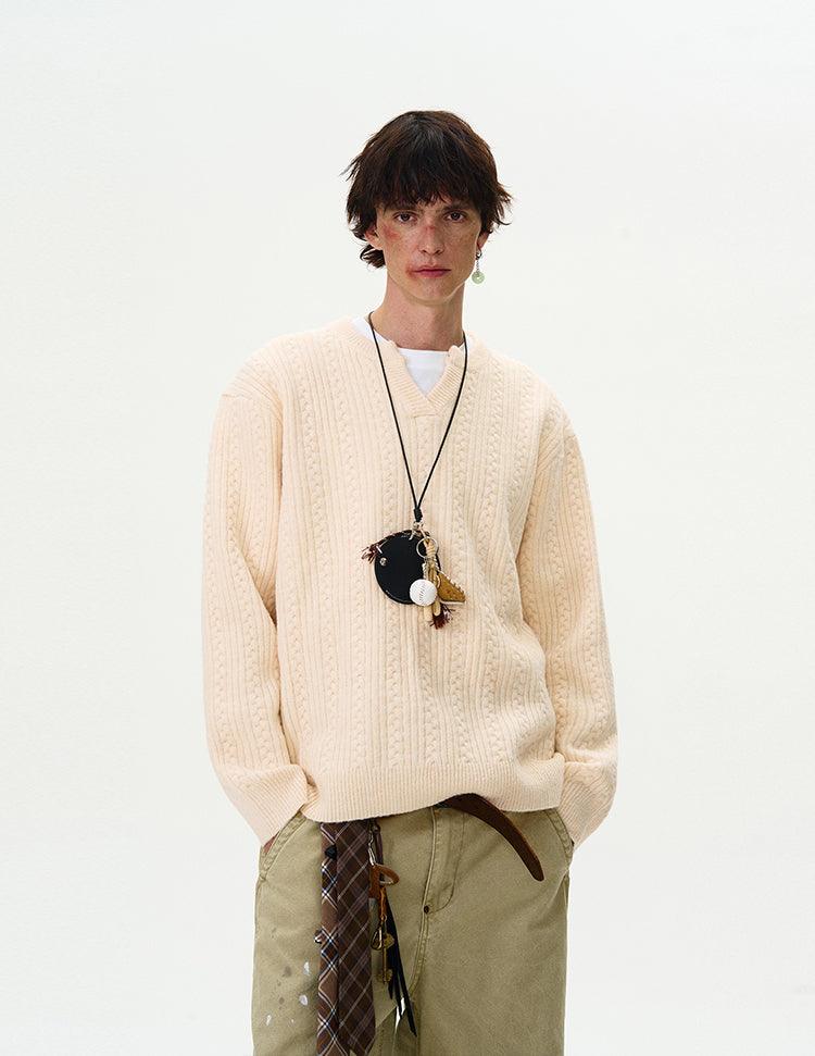 SEINE CABLE KNIT SWEATER - Revivo Avenue