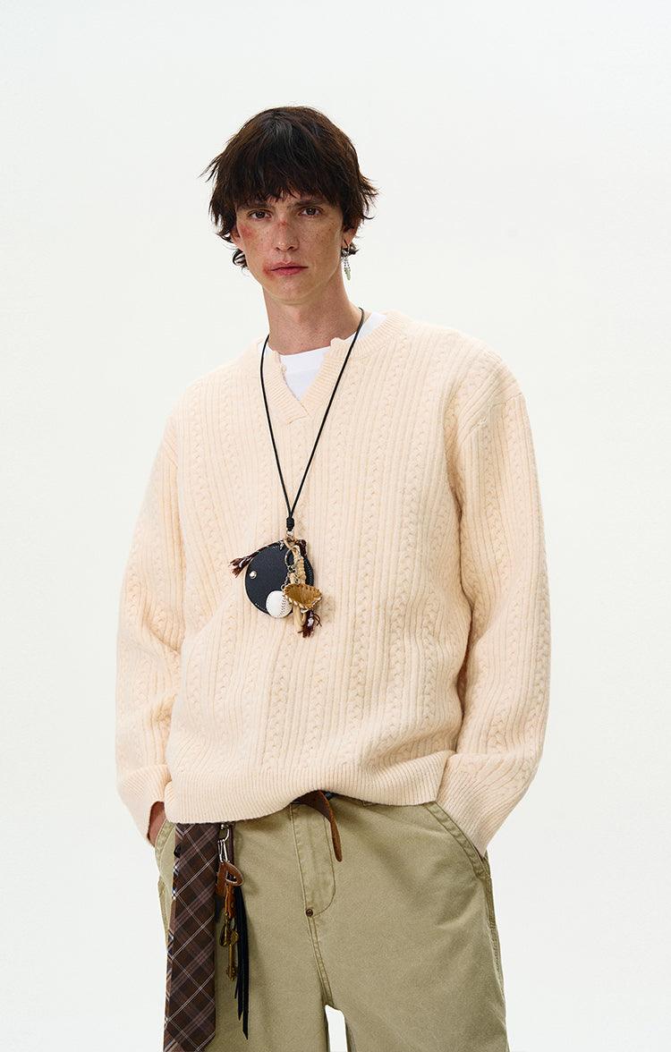 SEINE CABLE KNIT SWEATER - Revivo Avenue