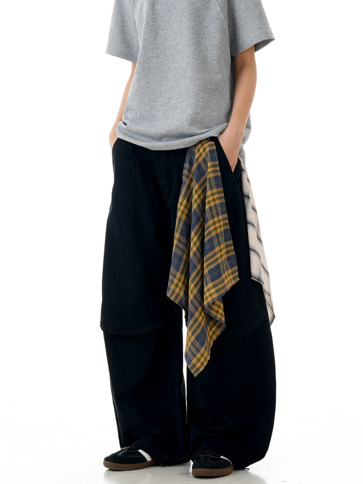 LARGO PANTS OVERSIZED RELAXED FIT
