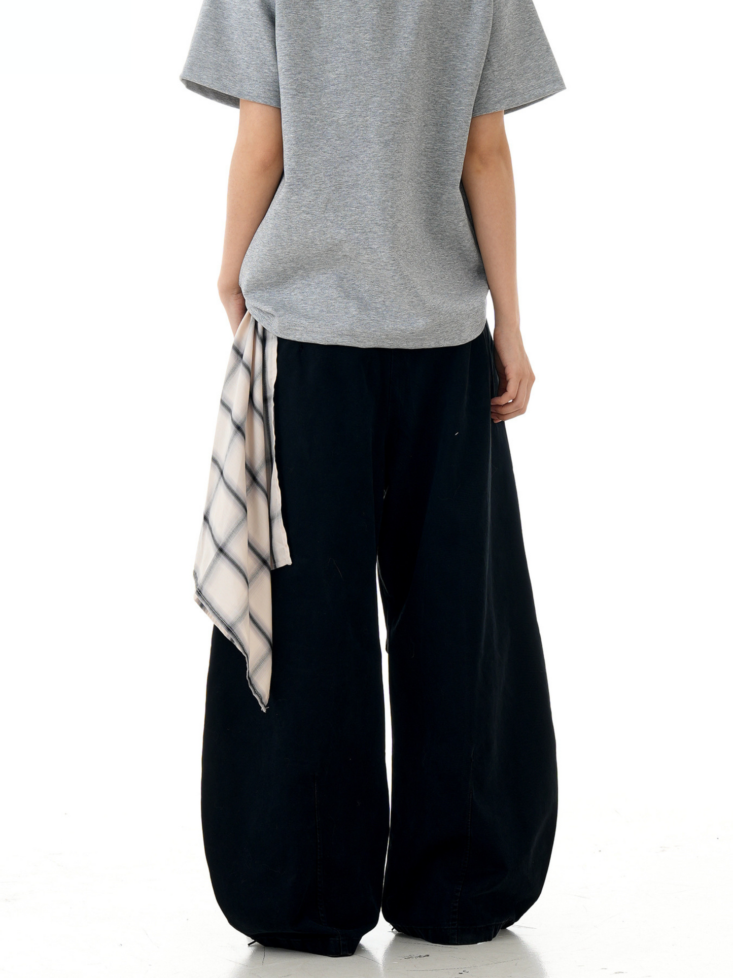 LARGO PANTS OVERSIZED RELAXED FIT