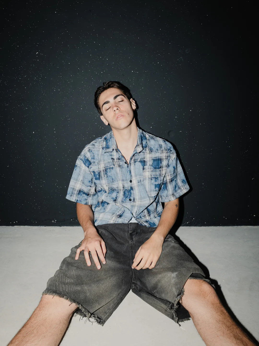 NOIR FADE DENIM JORTS
