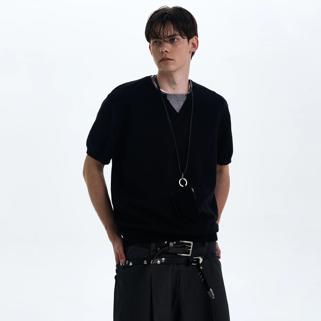 THE V-STITCH SHORT SLEEVE SWEATSHIRT