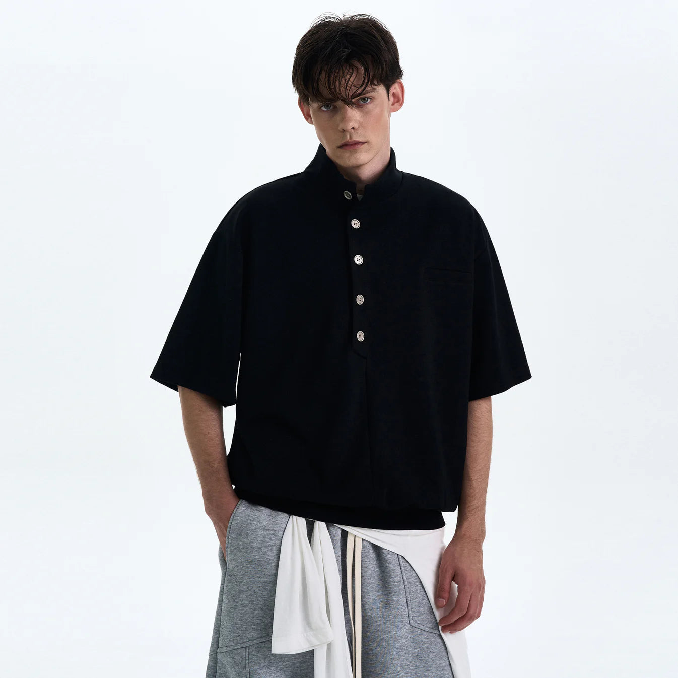 THE STAND COLLAR SHORT SLEEVE SHIRT