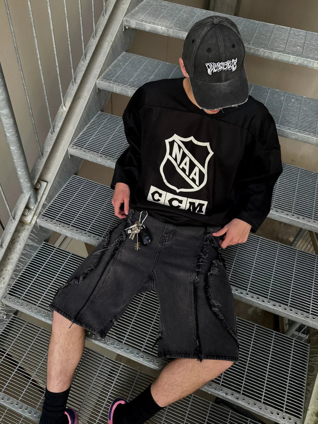 ROGUE DISTRESSED DENIM JORTS