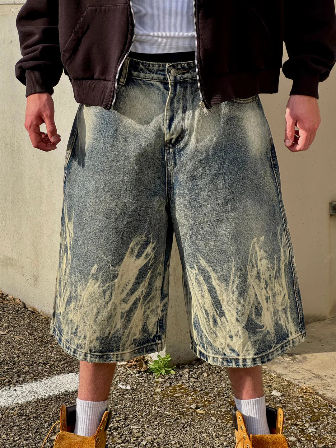 BLAZE DISTRESSED JORTS