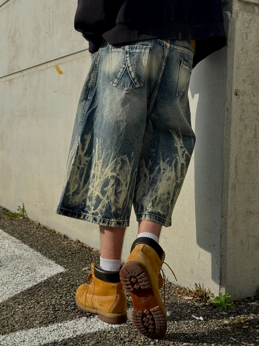 BLAZE DISTRESSED JORTS