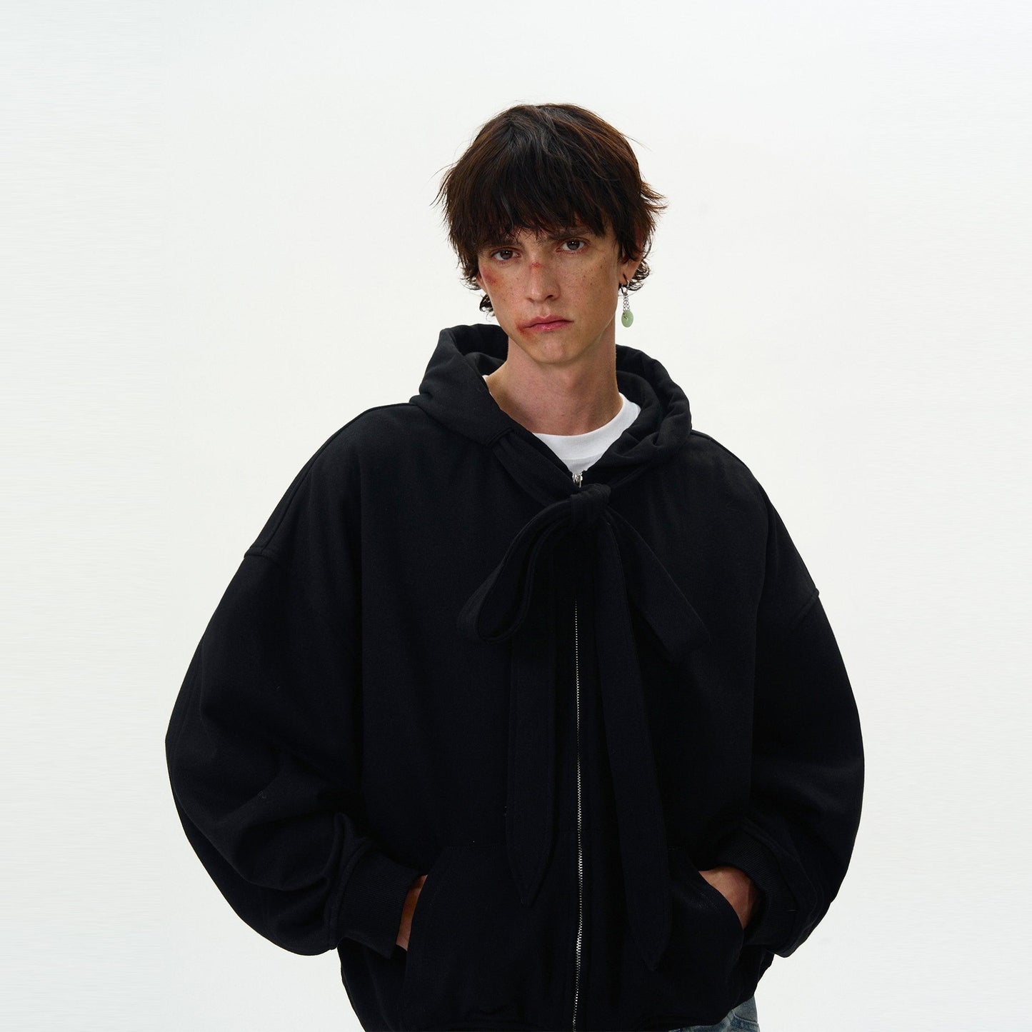 THE RÊVEUR HOODIE - Revivo Avenue