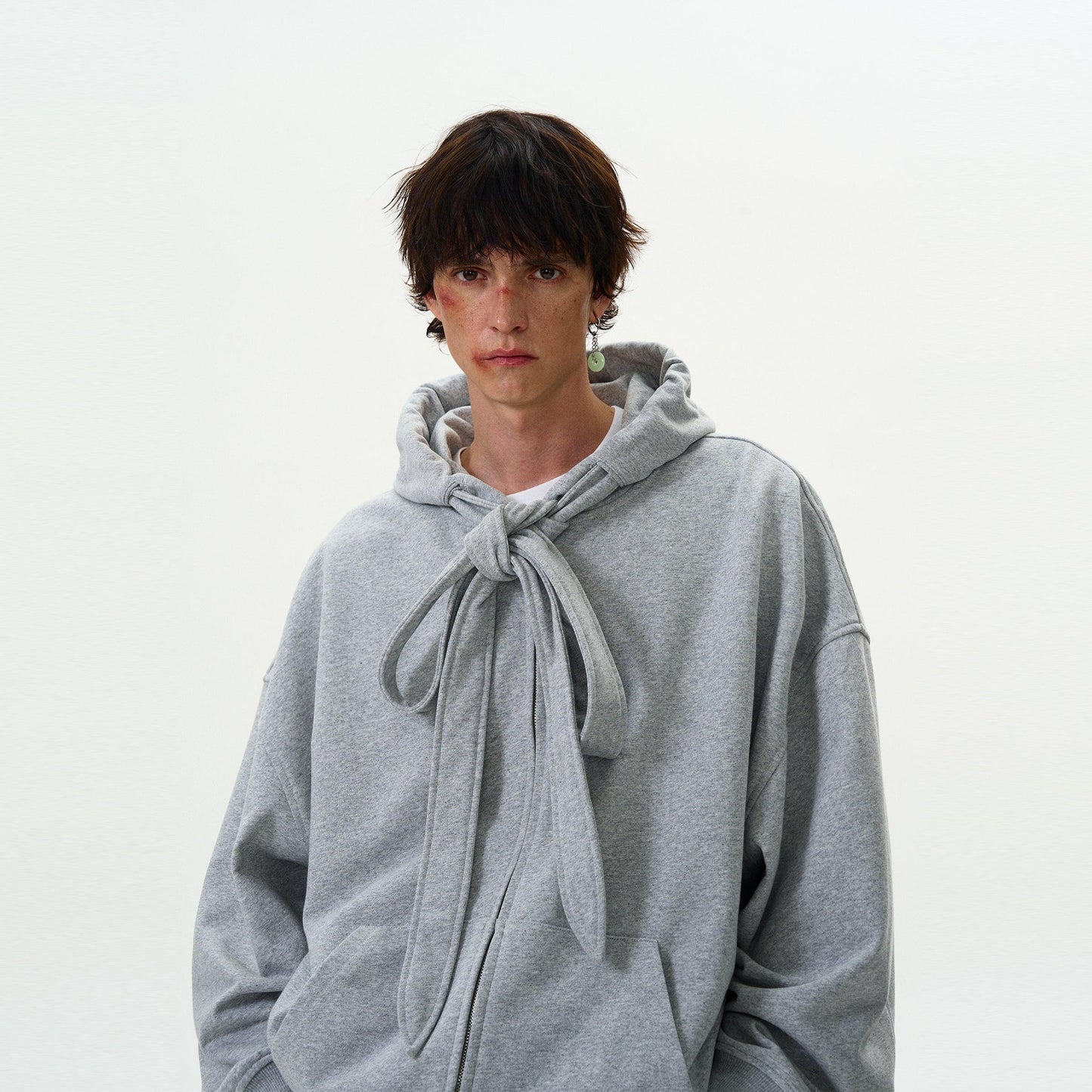 THE RÊVEUR HOODIE - Revivo Avenue