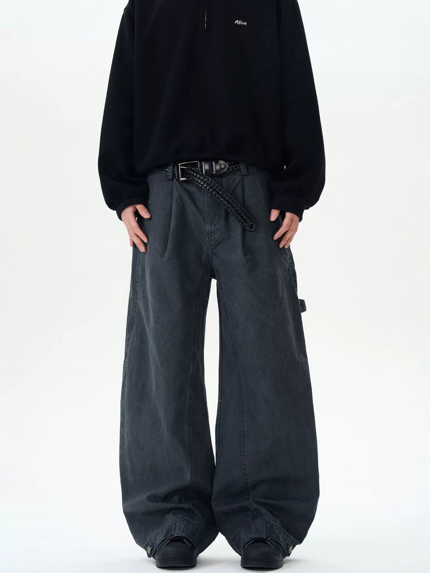AIMÉ PARACHUTE PANTS - Revivo Avenue