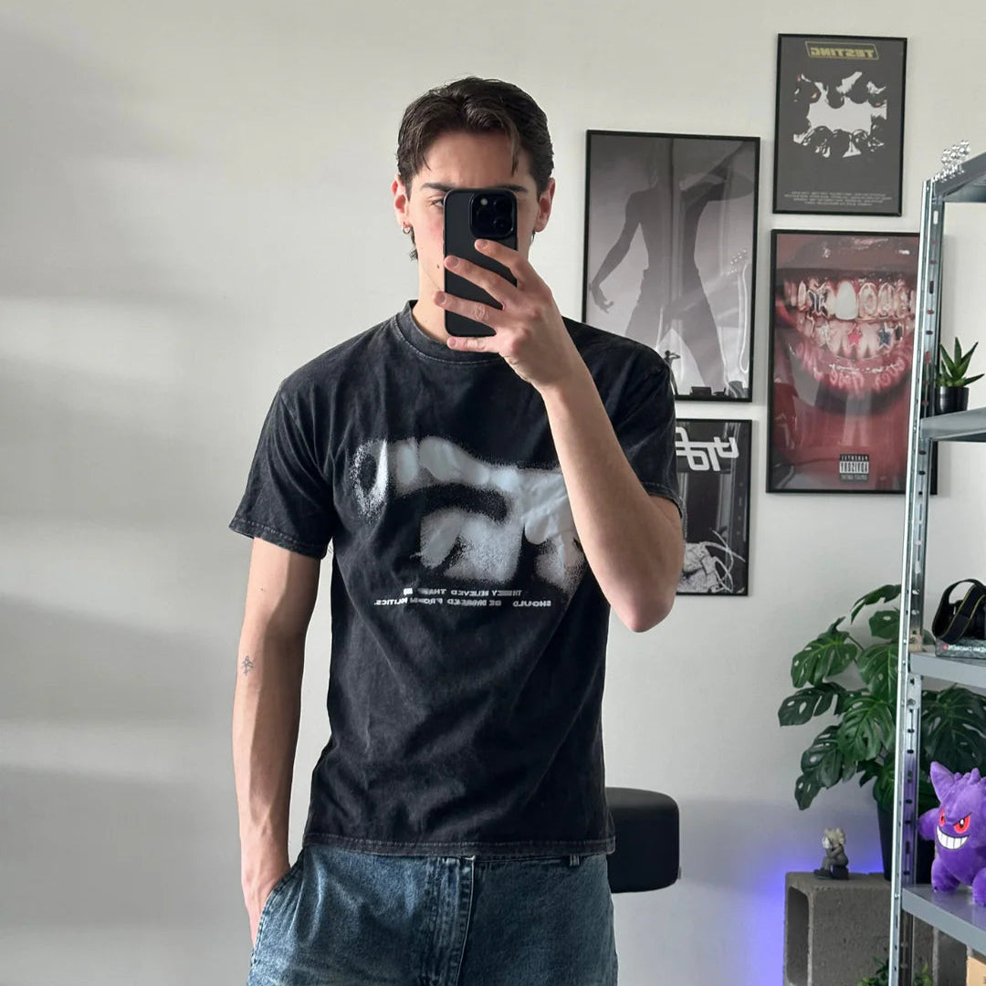 DISSIDENCE TEE