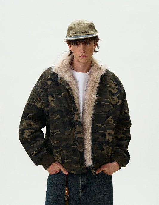 CAMOUFLAGE FAUX FUR COLLAR BOMBER JACKET - Revivo Avenue