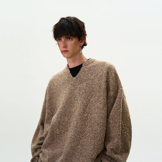 SAINT-MICHEL OVERSIZED SWEATER - Revivo Avenue