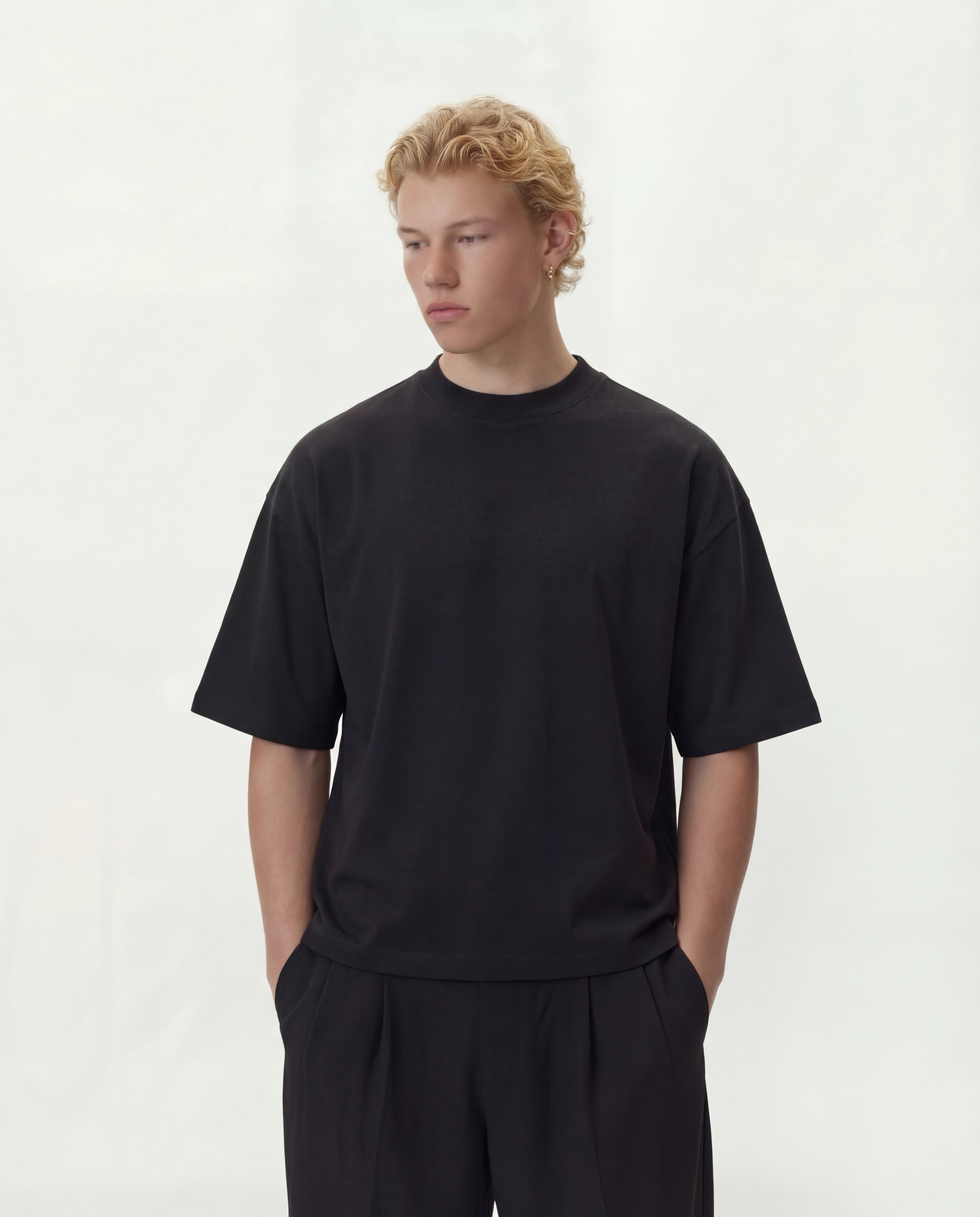 Black Heavy Crop Tee