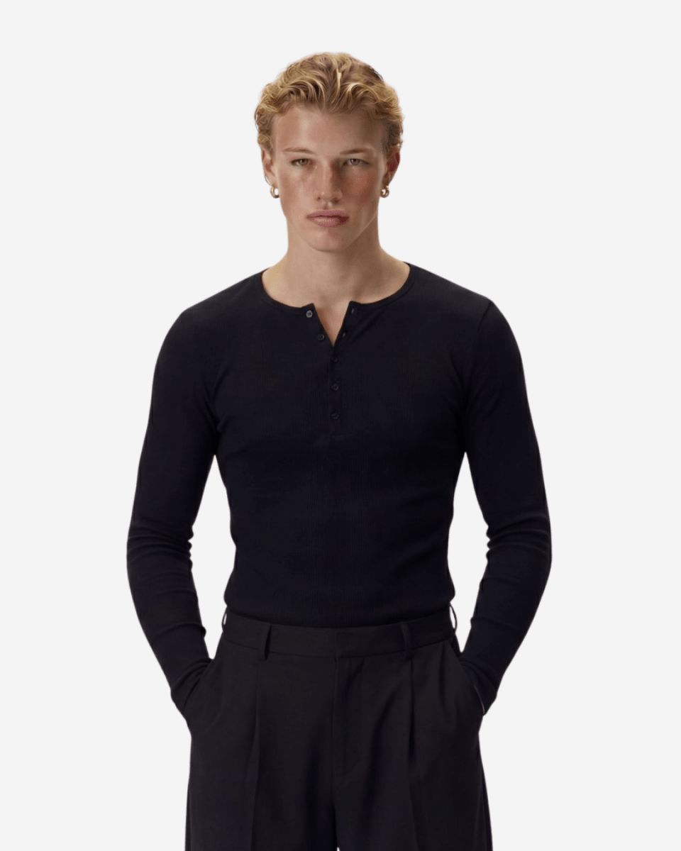 Black Fine Rib Henley - Revivo Avenue