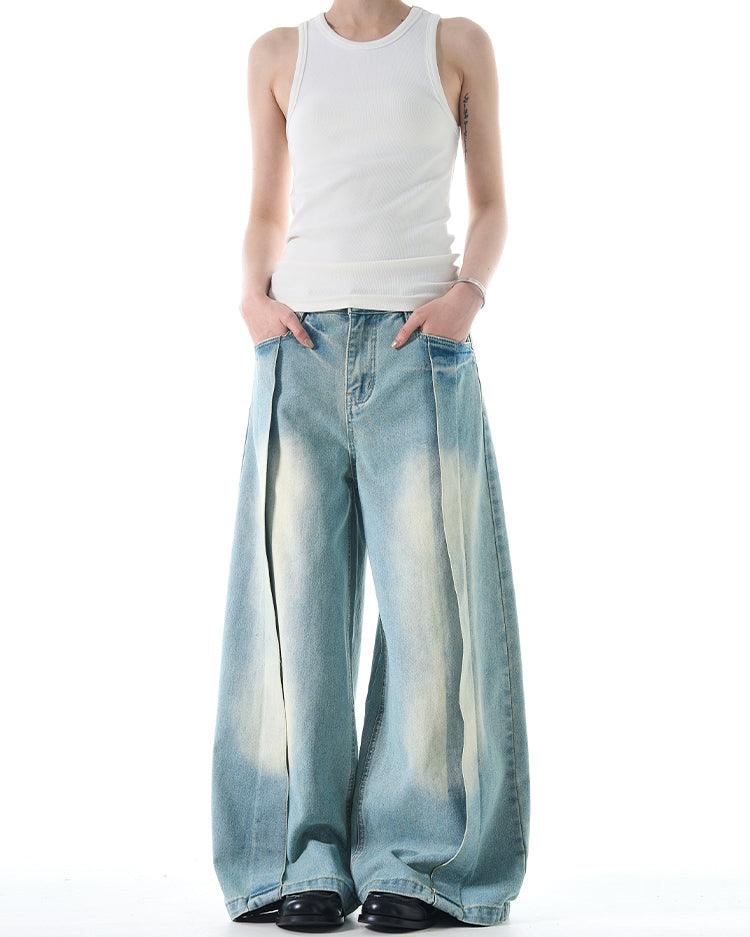 Spectacle Pleated Jeans - Revivo Avenue