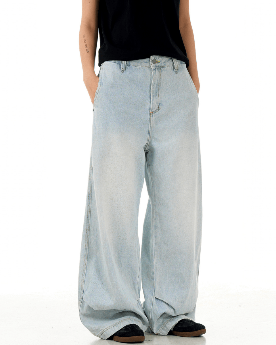 Sydney Pale Blue Volume Jeans - Revivo Avenue