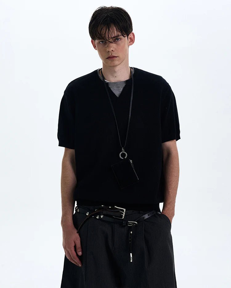 V - Stitch Short Sleeve Sweatshirt - Revivo Avenue