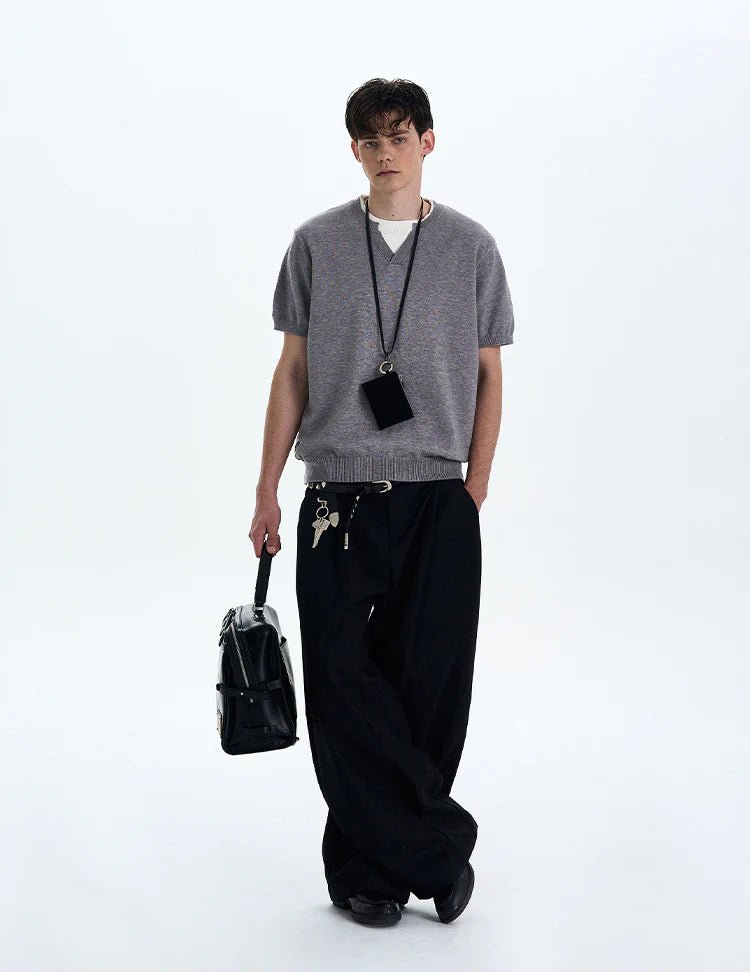 V - Stitch Short Sleeve Sweatshirt - Revivo Avenue